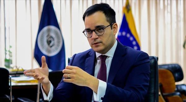 វេណេស៊ុយអេឡារៀបចំគណៈរដ្ឋមន្ត្រីឡើងវិញនិងបញ្ជាក់ពីការចរចាសម្រាប់លក់ប្រេងឆៅទៅឱ្យសហរដ្ឋអាមេរិក