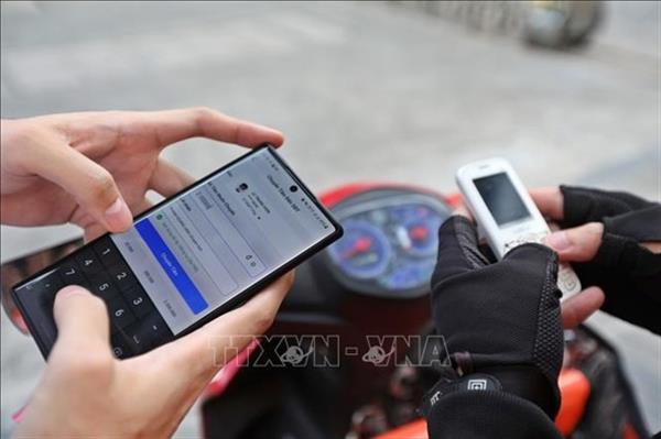 Mobile Money transaction limit raised tenfold to 100 million VND monthly