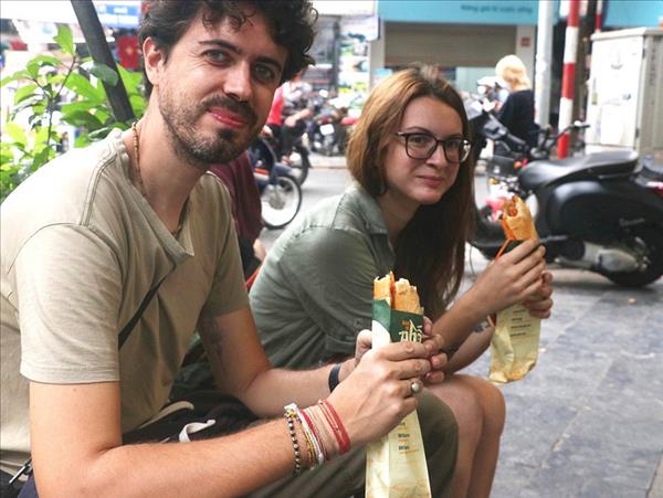 Excursión gastronómica de comida callejera: Una oferta turística en auge de Hanói
