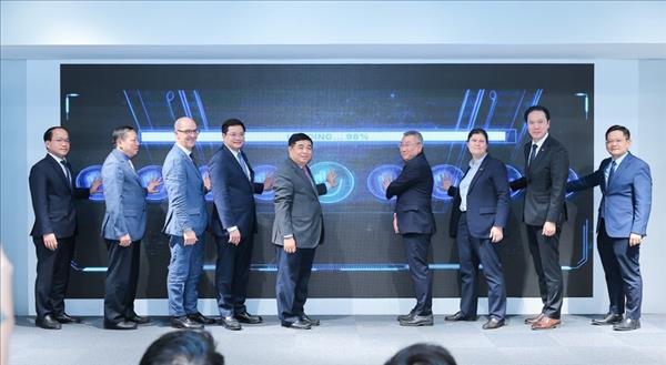 Nuevo centro de ID impulsa la cooperación y la innovación tecnológica en Vietnam