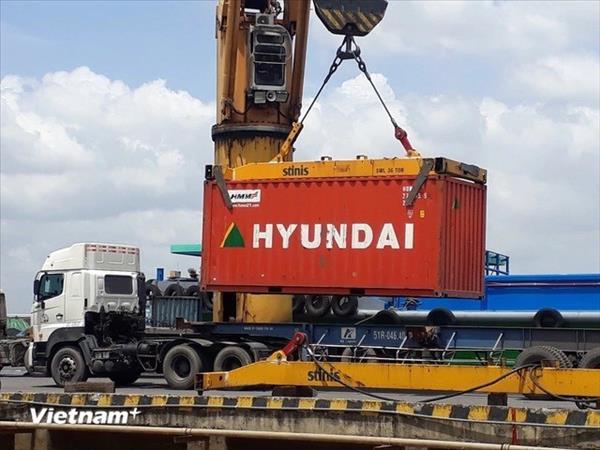 Banco UOB eleva previsión de crecimiento del PIB de Vietnam en 2026 al 7,5%