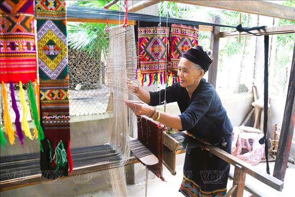 Bảo tồn văn hóa Ơ Đu: Giữ gìn tiếng nói và bản sắc dân tộc rất ít người