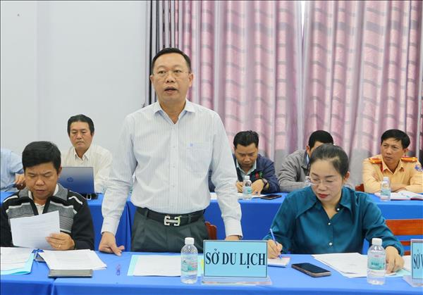 Gỡ vướng, xây dựng môi trường du lịch văn minh, an toàn ở nóc nhà miền Tây