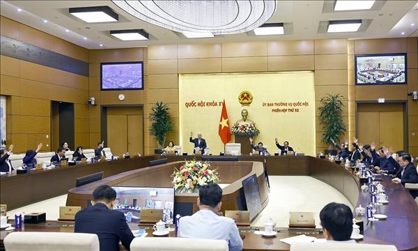 Phiên họp thứ 53 của Ủy ban Thường vụ Quốc hội diễn ra ngày 12/1
