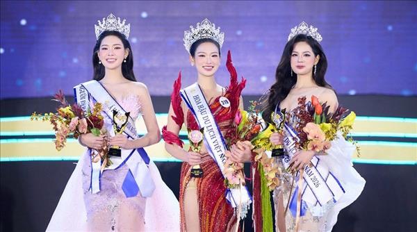 Le titre de Miss Tourisme Vietnam 2026 revient à la Hanoïenne Nguyên Phuong Linh