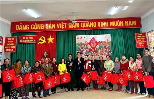 베트남, 최전방 국경 지역 주민들을 위한 ‘따뜻한 설 명절 온정 나눔