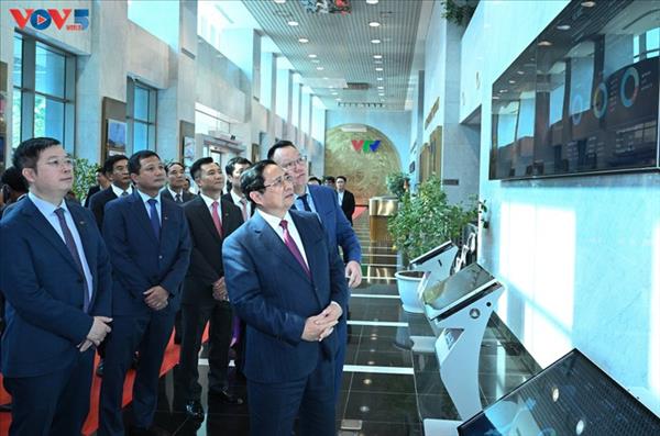 លោកនាយករដ្ឋមន្ត្រីស្នើឲ្យទូរទស្សន៍វៀតណាមលើកកំពស់ម៉ាកយីហោ