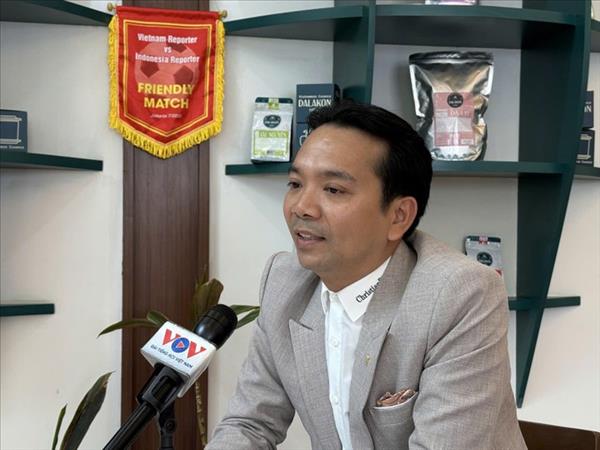 ຊາວ ​ຫວຽດ​ນາມ​ ອາ​ໄສ​ຢູ່ ອິນ​ໂດ​ເນ​ເຊຍ ຄັ້ງ​ຄວາມ​ຫວັງ​ຕໍ່​ກອງ​ປະ​ຊຸມ​ໃຫຍ່​ທົ່ວ​ປະ​ເທດ​ຄັ້ງ​ທີ XIV ຂອງ​ພັກ