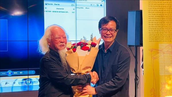 人形を通して語るアーティスト、ズオン・ヴァン・ホック氏