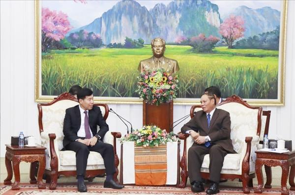 Vietnam et Laos continuent de renforcer leur lien stratégique dans le nouveau contexte