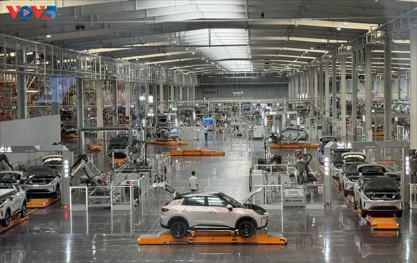 ចិននិងសហភាពអឺរ៉ុប ព្រមព្រៀងគ្នាលើផែនទីបង្ហាញផ្លូវ ដើម្បីដោះស្រាយជម្លោះលើយានយន្តអគ្គិសនី