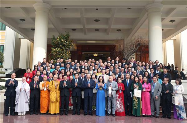 ມຸ່ງໜ້າສູ່ກອງປະຊຸມໃຫຍ່ ຄັ້ງທີ XIV ຂອງພັກ: ຊາວຫວຽດນາມ ອາໄສຢູ່ ສ ອາເມລິກາ ມີຄວາມມຸ່ງຫວັງຢ່າງເລິກເຊິ່ງຕໍ່ບັນດາທິດທາງຍຸດທະສາດຂອງພັກ