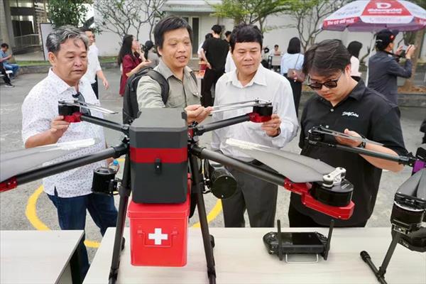 Les drones ouvrent un nouvel espace économique pour le Vietnam