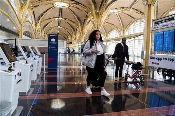 Mỹ xác nhận danh sách 75 quốc gia và vùng lãnh thổ bị tạm dừng xử lý thị thực nhập cư