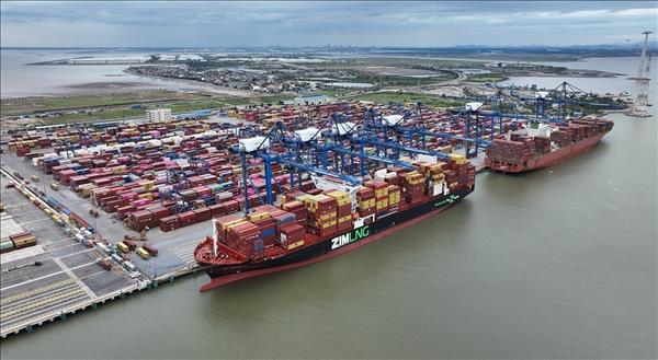 Vietnam affirms position in ASEAN, creating new growth space