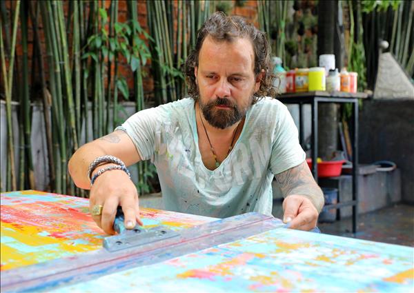 Benjamin Schiller – Khi tình yêu đánh thức tiềm năng hội họa