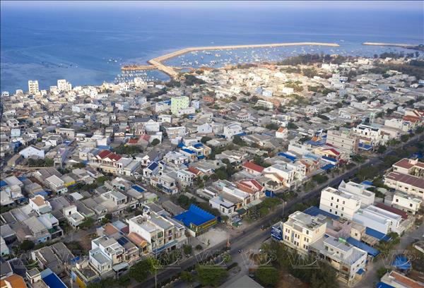 Zona especial vietnamita de Phu Quy refuerza su modelo de desarrollo basado en economía marítima