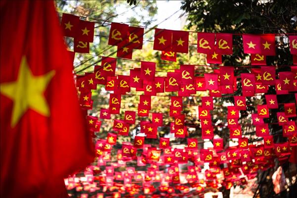 제14차 베트남 당 대회 결의 이행을 위한 새로운 사고방식