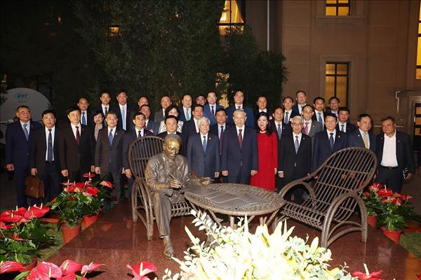 Đảng viên ở xa Tổ quốc hướng về Đại hội XIV với niềm tin và kỳ vọng vào tương lai đất nước