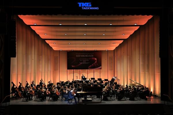 Trọn vẹn cảm xúc với hành trình âm nhạc trong chương trình Khát vọng mùa Xuân