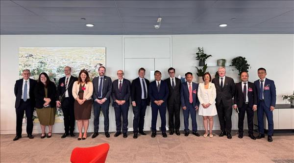 Thủ tướng chỉ định các bộ đầu mối triển khai thực hiện Hiệp định UKVFTA