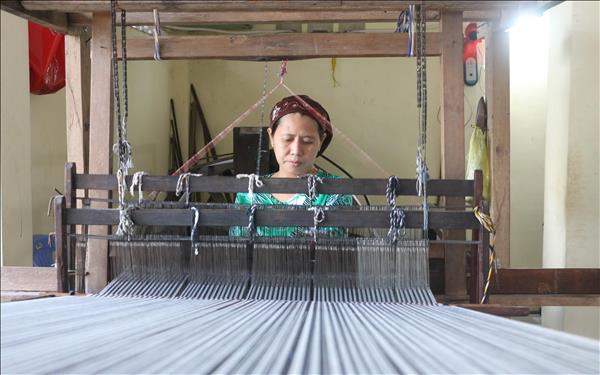 Traditional Brocade Weaving Craft of Cham People