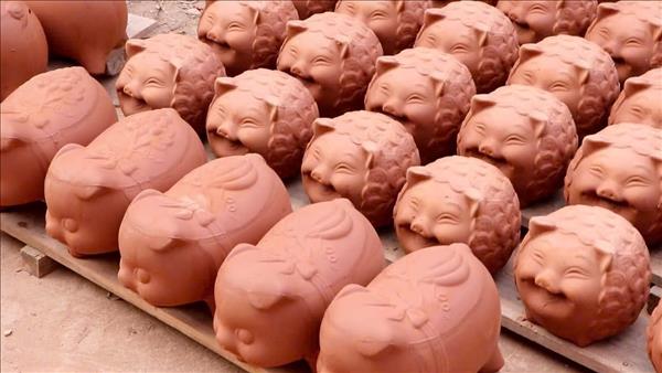 Heo đất - Sắc màu truyền thống trong nhịp mua sắm hiện đại