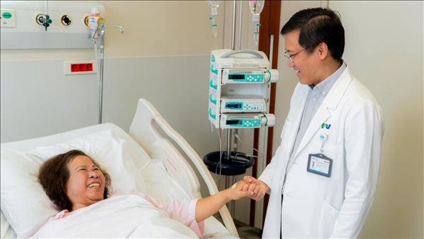 Robot phẫu thuật Da Vinci Xi chính thức vận hành tại Bệnh viện FV