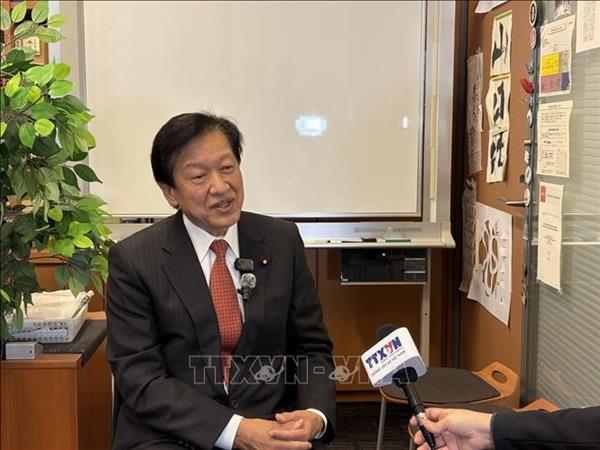 Un expert japonais souligne la signification du 14e Congrès du Parti et le rôle du Parti