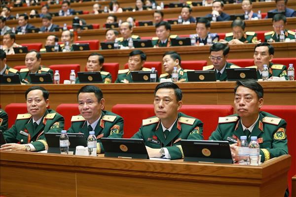 មហាសន្និបាតលើកទី១៤ របស់បក្ស៖ ការពិភាក្សាអំពីឯកសាររបស់មហាសន្និបាតលើកទី ១៤ របស់បក្ស