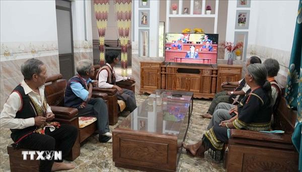 越共十四大：人民期待惠民决策