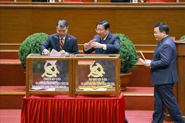 제14차 전당대회, 제14기 베트남공산당 중앙집행위원회 선거 결과 발표