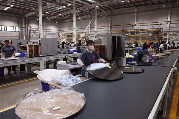 Small firms undergo digital transformation amid pressures