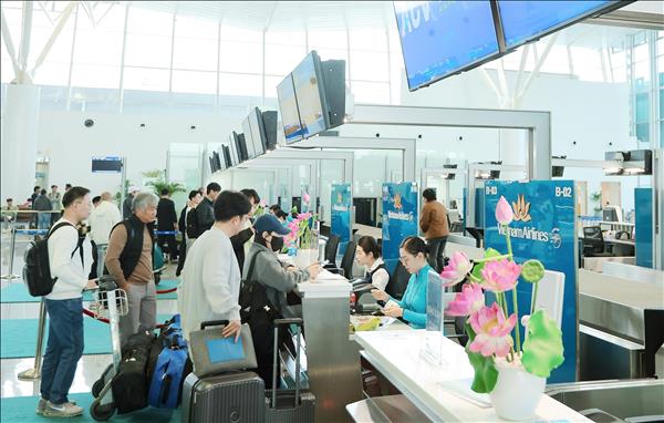 Vietnam Airlines dự kiến khai thác hơn 1.300 chuyến bay đêm dịp Tết