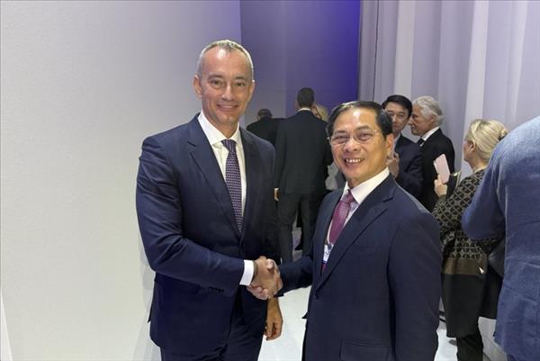 វៀតណាមរួមចំណែកក្នុងការលើកកម្ពស់ដំណើរការសន្តិភាពនៅតំបន់ហ្គាហ្សា បង្កើនកិច្ចសហប្រតិបត្តិការជាមួយសហរដ្ឋអាមេរិក