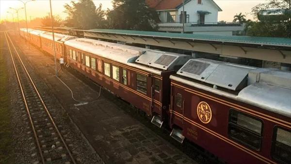 法国媒体：乘坐豪华火车——亚洲的东方快车穿越越南