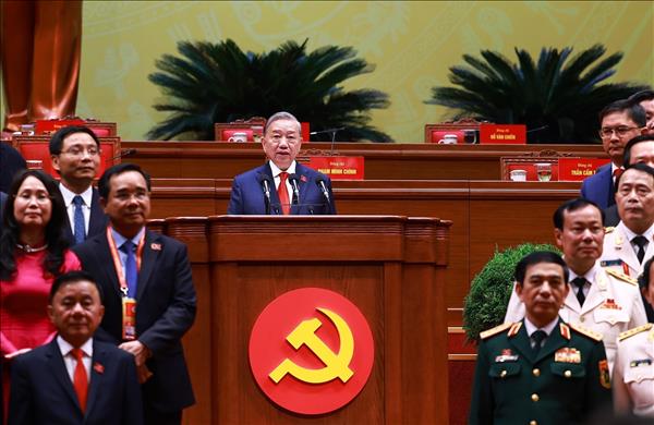 トー・ラム書記長と第14期中央委員会指導部による「新時代」の発展に期待