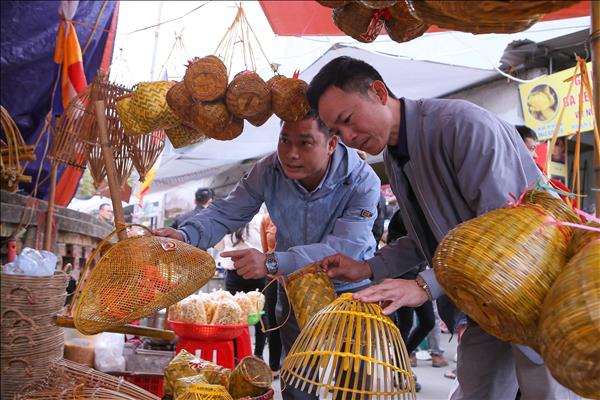 Chợ Viềng - Điểm hẹn văn hóa tâm linh