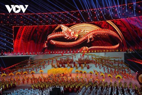 កម្មវិធីសិល្បៈពិសេសអបអរសាទរភាពជោគជ័យនៃមហាសន្និបាតលើកទី១៤ របស់បក្សកុម្មុយនិស្តវៀតណាម