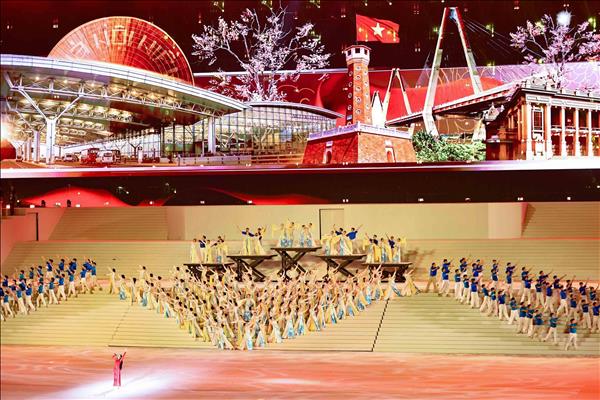 Sôi nổi các chương trình nghệ thuật chào mừng thành công Đại hội XIV của Đảng