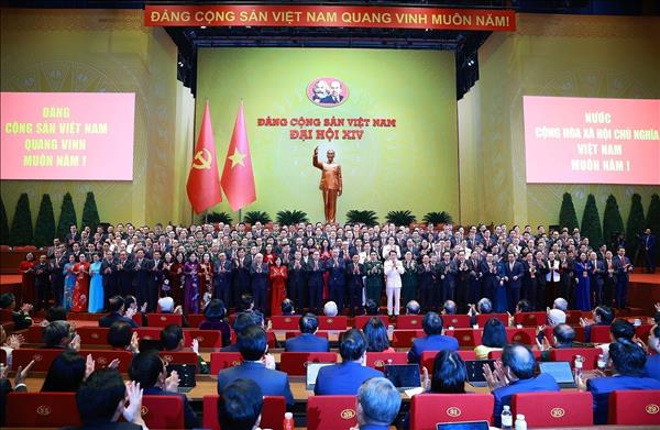 Nearly 900 congratulatory messages sent to 14th National Party Congress