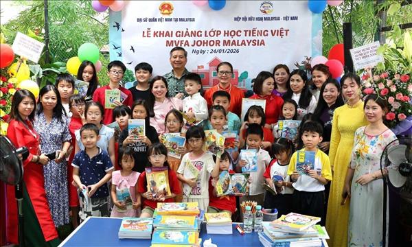 Tôn vinh Tiếng Việt: Chìa khóa trở về với cội nguồn dân tộc