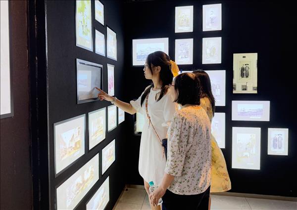 Đưa nghệ thuật nhiếp ảnh đến gần hơn với công chúng​
