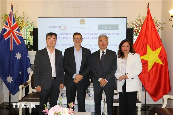 Lancien ambassadeur australien souligne les opportunités et les défis liés aux objectifs de développement du Vietnam