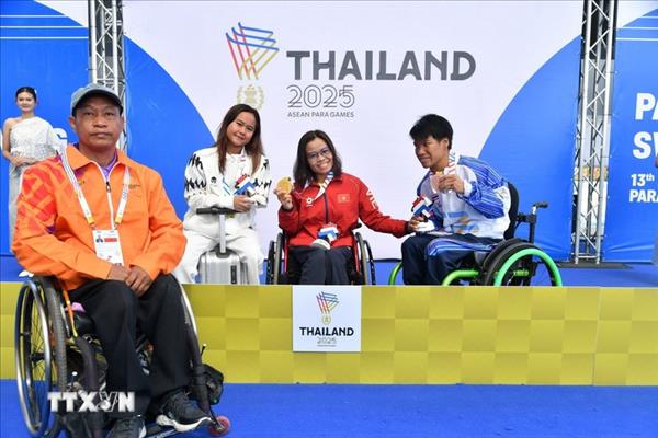 Léclatant bouquet final du handisport vietnamien aux 13es ASEAN Para Games