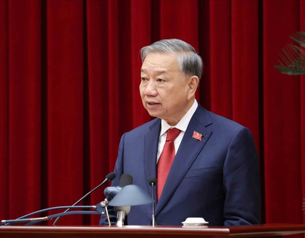 Messages et lettres de félicitations adressés au secrétaire général du Parti To Lam