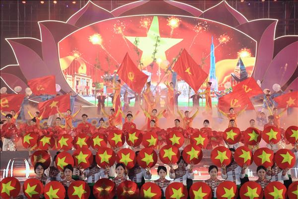 Đặc sắc các chương trình nghệ thuật chào mừng thành công Đại hội XIV của Đảng