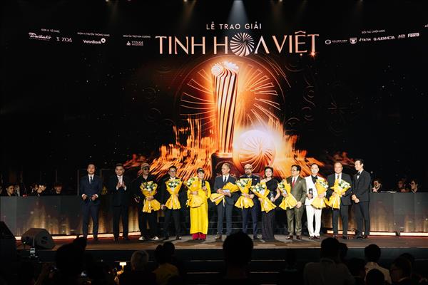 Lễ trao Giải Tinh hoa Việt 2025: Tôn vinh giá trị văn hóa, nghệ thuật mang đậm bản sắc Việt