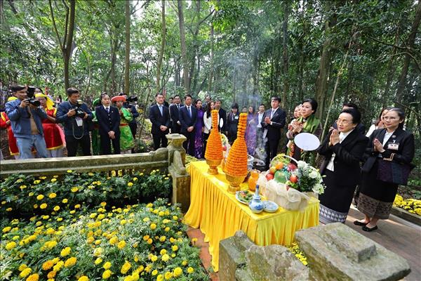Phu nhân Tổng Bí thư Tô Lâm và Phu nhân Tổng Bí thư, Chủ tịch nước Lào thăm tỉnh Ninh Bình
