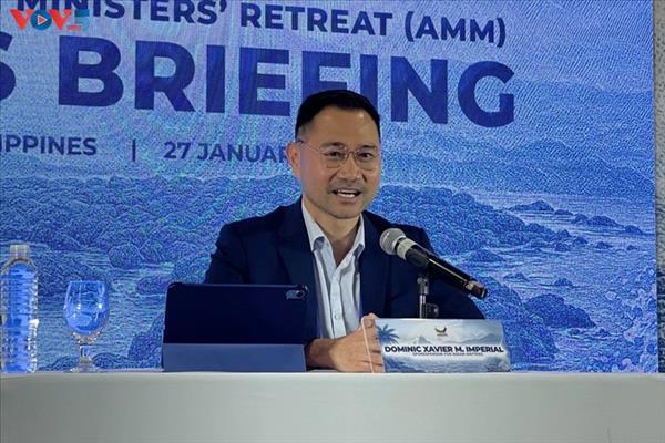 កិច្ចប្រជុំចង្អៀតរដ្ឋមន្ត្រីការបរទេសអាស៊ានពិភាក្សាអំពីបញ្ហាក្តៅគគុកនៅក្នុងតំបន់